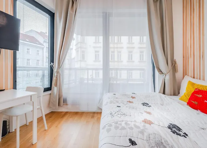 New-built Golden Luxury With Balcony *