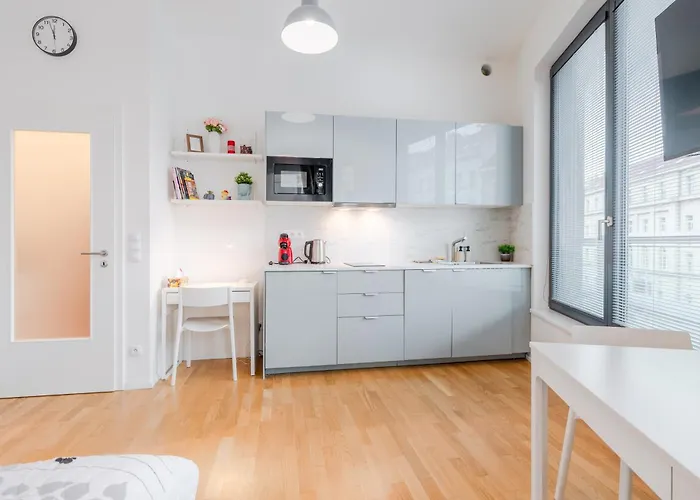 New-built Golden Luxury With Balcony *