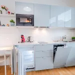 New-built Golden Luxury With Balcony Lejlighed *