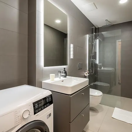 شقة New-built Golden Luxury With Balcony براغ