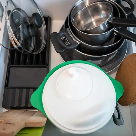 New-built Golden Luxury With Balcony *