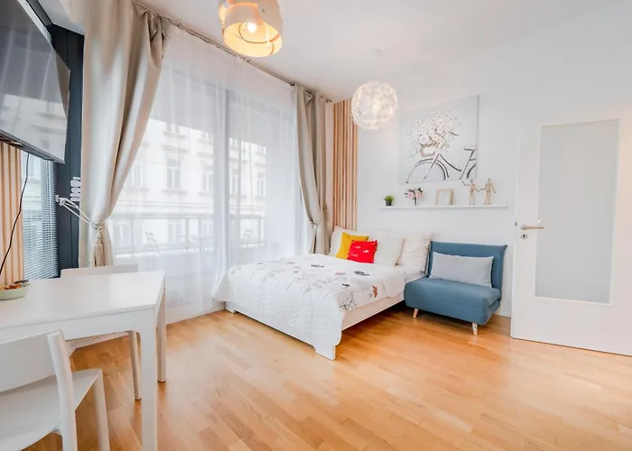 Appartement New-built Golden Luxury With Balcony Prague